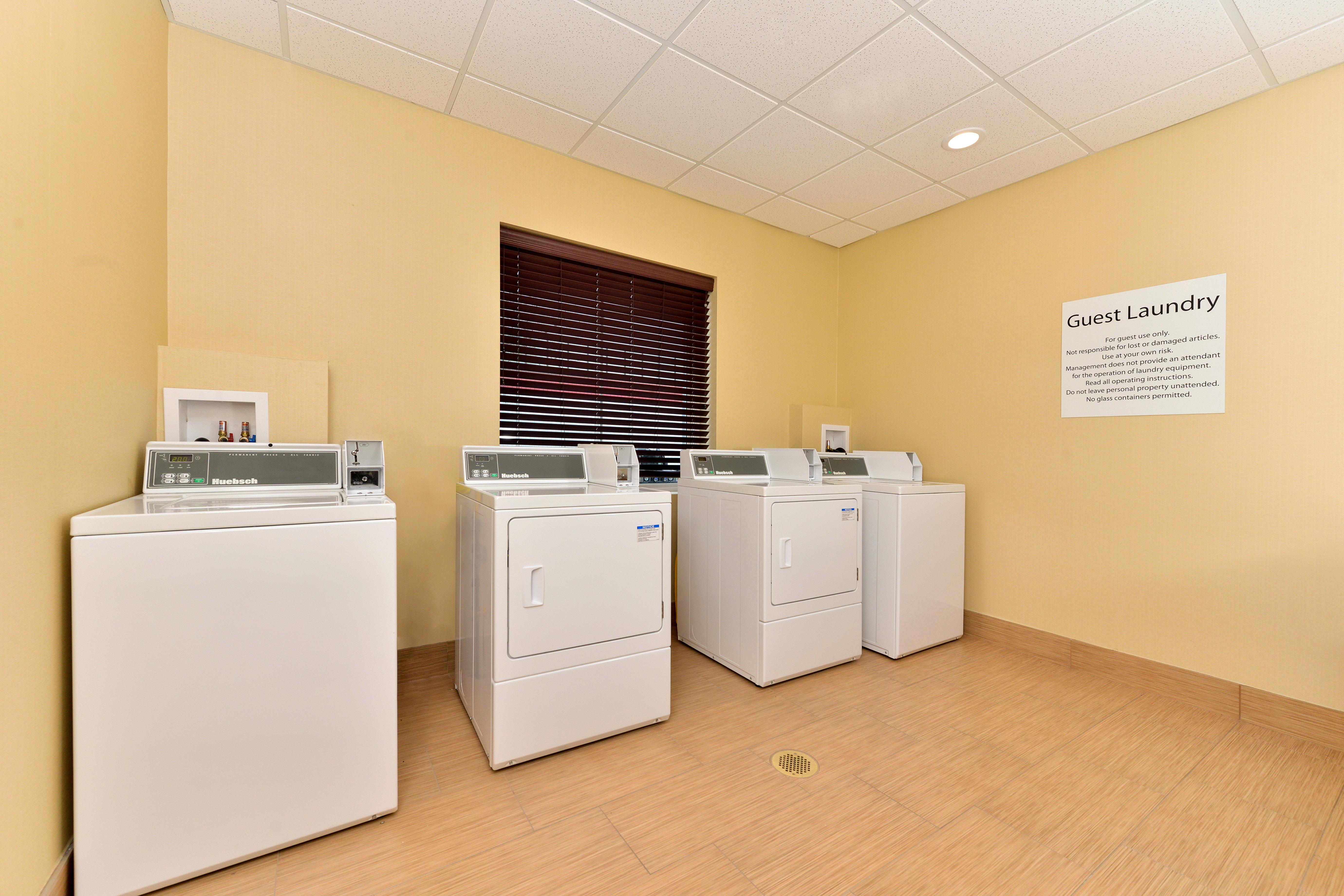 Holiday Inn Express & Suites Peekskill-Lower Hudson Valley By Ihg Esterno foto